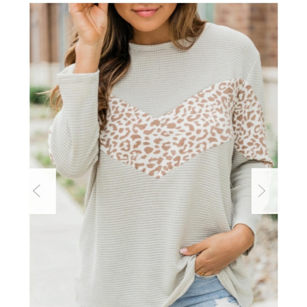 Pink lily boutique top